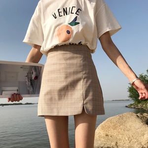 beige plaid mini skirt with slit
